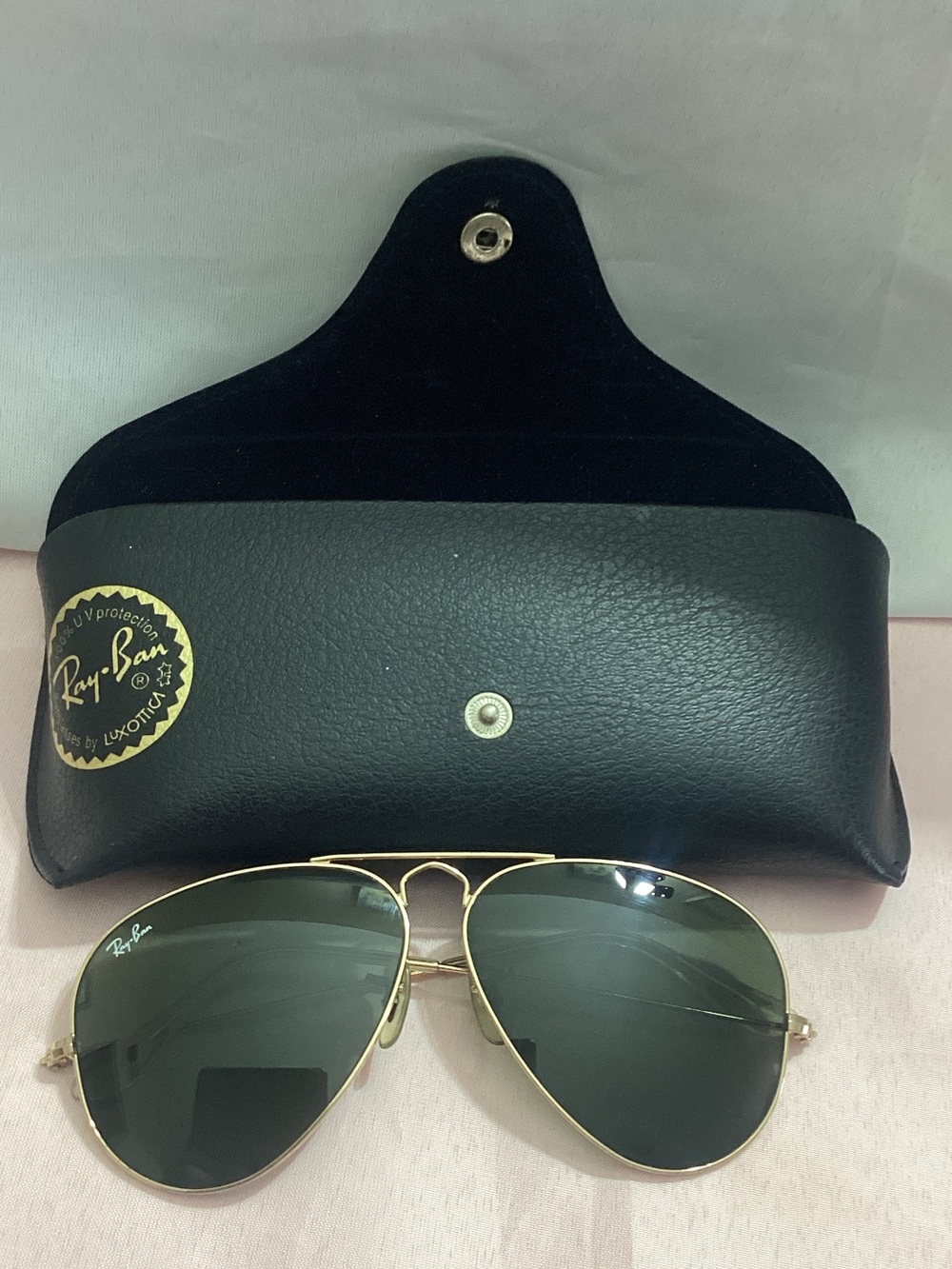 Ray-Ban Gold Frame Aviator Sunglasses with Green Lenses